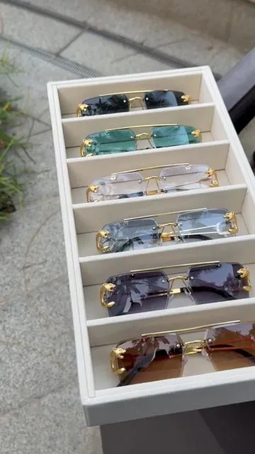 How beautiful the color #sunglasseschallenge #unisexfashion #tiktokshopfinds #rimless #accessories 
