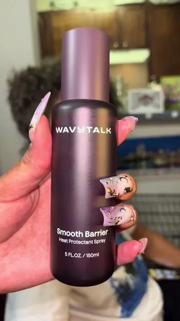 This #heatprotectant from #wavytalk is amazing. It’s the only product that actually kept my moms hair smooth and straight. I love the results. Click the link in this video to gers yours 🦄