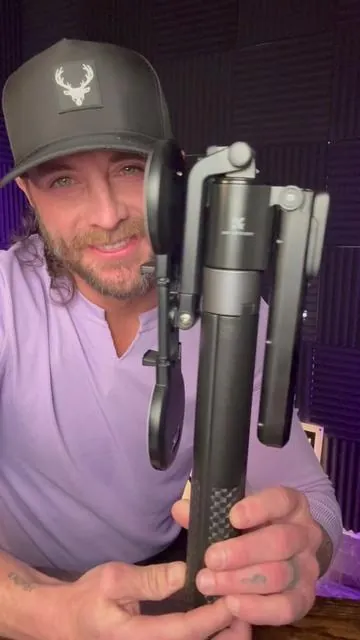 K&F Concept Face Tracking Tripod — hands-free filming just got way easier. Auto face tracking, 360° rotation, Bluetooth remote, and it extends up to 71″. #FaceTrackingTripod #KFConcept #ContentCreatorGear #VloggingSetup #TikTokTools
