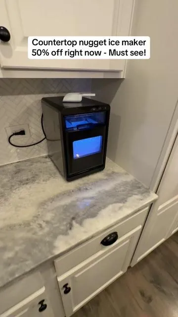 Love this countertop nugget icemaker! #nuggetice #icemaker #icemakermachine #nuggeticemaker #tiktokshopjumpstartsale 