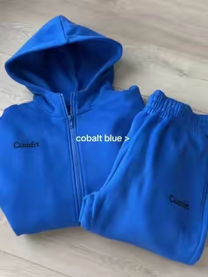 this color and the zip omg @Comfrt 