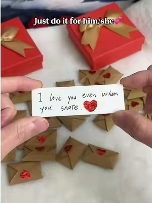 DIY Mini love letters 💌 #DIYCraft #EasyDIY #loveletter #valentinesday #valentinesdaygift 