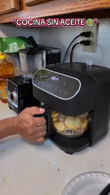 Freidora de aire #parati #airfryer #cocinasaludable #cuerposano #freidoradeaire @Antarctic Star @Yenni Ventura12🌸🦂🐙 @MoOrales ✅ @JS Mendoza502 @☯︎ 亗𝕸orⱥles 亗 ☯︎👸⁵🍁² 