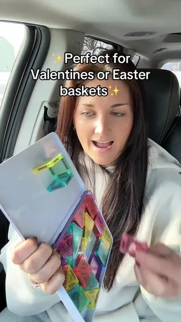 Easy mom win to avoid screens #screenfree #screenfreeplay #screenfreekids #valentines #easterbasket 