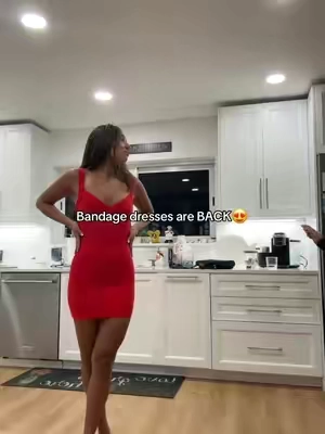 The snatch on this thing !!!!! #minidress #bandagedress #reddress 