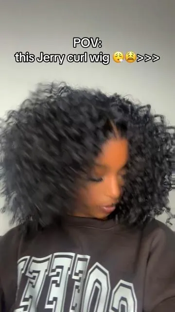 the Jerry curl wig that actually eats😮‍💨😍 #wiginfluencer #bigcurlyhair #curlywiginstall #wigtok #curlyhair 
