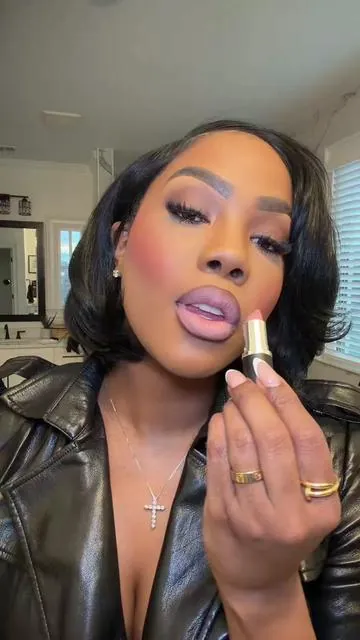 A classic @M.A.C Cosmetics Store combo that can ONLY be purchased as a combo on TikTok! 😍😍 Thank me later!! 