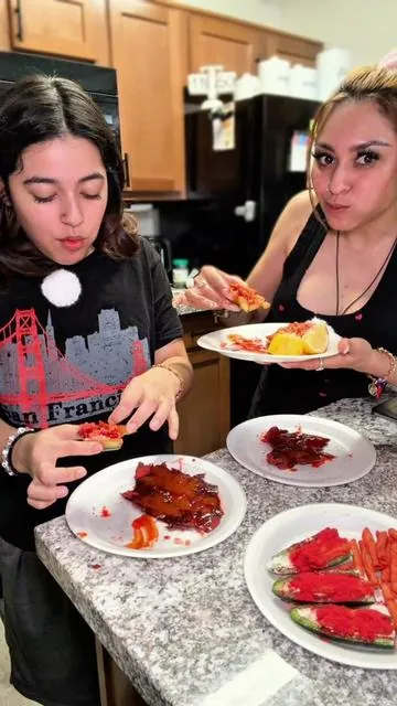 @El Ranchito Jerky @🥀𝓡🥀 #spicyred #elranchito #beefjerkyfuego #carneseca 