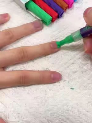 These nail art markers are so fun 💅💕💕#tiktokshopcreatorpicks #fyp #fype #nailart #Nail 