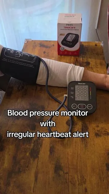 Upper arm cuff blood pressure monitor with batteries and USB. #bloodpressuremachine #UpperArmCuffBloodPressureMonitor #BatteryandUSBBloodPressureMachine #HighBloodPressure
