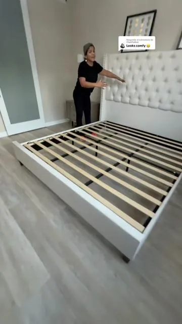 Respuesta a @ChadtheRad cama de velvet o terciopelo @amerlifeofficial #tiktokshopjumpstartsale #cama #bedframe #luxurybedframe #bedroomdesign 