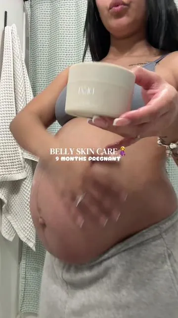 Always makes my belly feel so soft and moisturized ✨🧴 #skincare #bellyskincare #pregnant #deziskin #9monthspregnant 