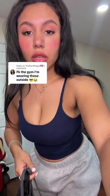 Replying to @TheDonMegaa🎀 😂💯#tiktokshop #tiktokshopfinds #womensfashion #tanktops #clothinghack 