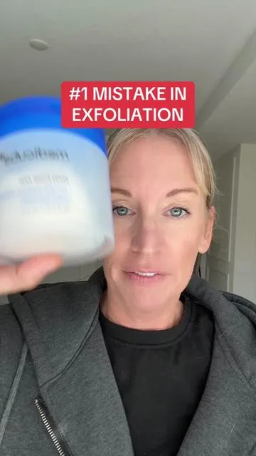 Biggest mistake I see from people taking skincare advice here on Tiktok is the massive over exfoliation of skin. You should not be exfoliating any more than 3 times per week, in the winter I drop mine down to 1 maybe 2 times per week.  if this is you, you are going to wreck your skin barrier eventually if you already haven’t. Here is the fix.  ##tiktokshopjumpstartsale##tiktokshopcreatorpicks##matureskin##dryskin
