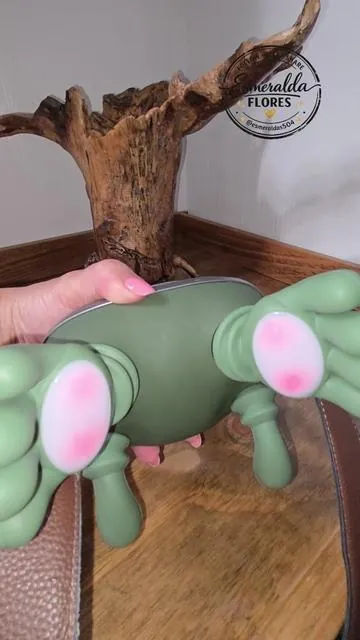 Using Master Hand massager for daily hand relief ✋ Perfect for sore, tired hands and a quick at-home relaxation moment. #HandMassager #MasterHand #HandCare #StressRelief #tiktokmademebuyit 