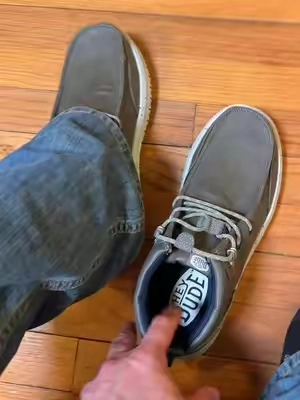 HEYDUDE Bradley Chukka Classic Comfortable Slip on Boots #tiktokshopcreatorpicks #tiktokshopjumpstartsale #newyearnewme #heydudepartner @HeyDude 