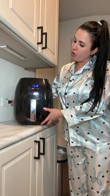 Kismile 5 Quart Air Fryer, 8 Preset Modes, Cook Whole Chicken/Wings/Fries/Steak, Visible Fry Bowl for Best Cooking Results, Non-Toxic High Borosilicate Glass Basket, Dishwasher Safe PFSA Free, #tiktokshopjumpstartsale 