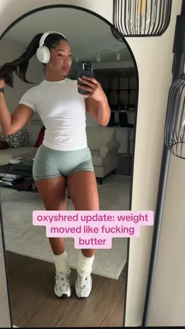 I’ve been extraaaa strict (disciplined 🙂‍↕️) with my training this past week and it’s showing 🩷 ##oxyshred##ehplabs##gymjourney##gymtok##supplementsforwomen