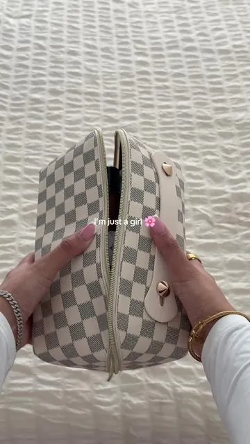 the perfect makeup bag ✨ #fyp #makeup #tts #fypシ゚viral #makeupbag 