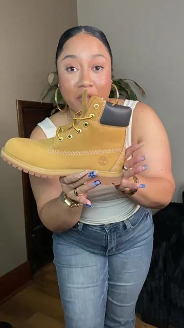 A fresh pair of @Timberland original boots! No better feeling ❤️‍🔥🤩 #timberland #timberlandboots #boots #womensboots #styleinspo  