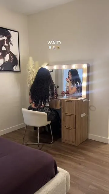 OAK 36in Vanity with big Mirror & 4 drawers 🤍                                                #vanity#makeupstorage#vanitymirror#contentlighting#vanitymakeup  