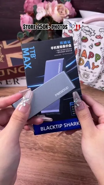 Save photos easily with phone hard drive #TikTokShopBlackFriday #TikTokShopCyberMonday #spotlightfinds #usb #memory 