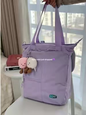 Backpack or totebag? This one does it all💜 and now come with new colors 🥳#totebag #backpack #collegebag #schoolbag #collegelife 