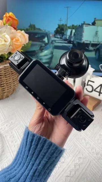 I have to try this!#4channeldashcam #caraccessories #sidecamera #backupcamera #frontcamera #nightvision #phoneapp #wifi #24hoursrecoding 