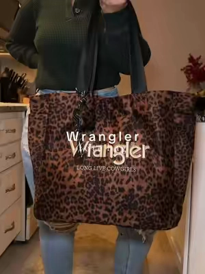 🐆🤎 @Rustic Charm Bootic #purse #pursetok #totebag #wranglerpurse #cheetahprint 
