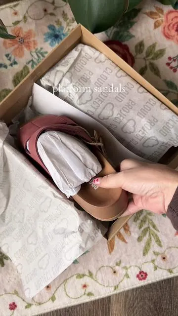 Color is “berry suede” 🤎❤️ @Project Cloud Shoes #projectcloud #platformsandals #suedesandals #tiktokshopjumpstartsale #tiktokshopcreatorpicks 