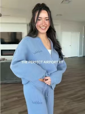 wearing a size medium top and bottom 💙 #tiktokshopcreatorpicks 