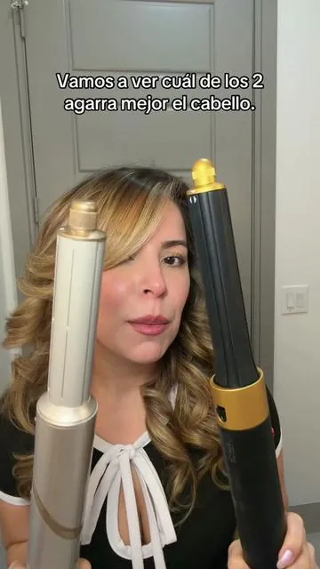 Haciendo la comparación de cual de los dos es mejor para hacerte las ondas en el cabello con el air wrap! #airwrap #uklissmakesmyhairbrilliant #ukliss #airwraptutorial #tiktokshopcreatorpicks @ukliss.store 