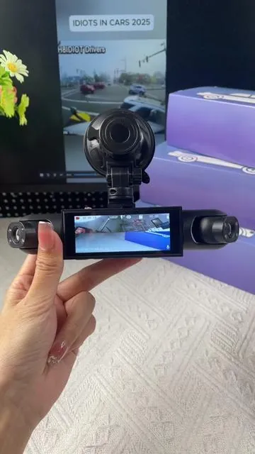 Literally a lifesaver for every carowner #4channeldashcam #caraccessories #sidecamera #backupcamera 