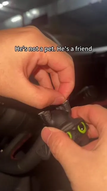 #howtotrainyourdragon #toothless #keychain #dragon #valentinesday 