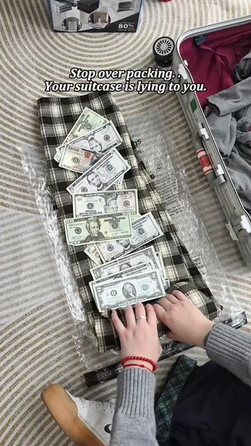 50% OFF Vacuum Packing Bags — Travel With Half The Luggage
 #vacuumstorage #packinghacks #tiktokmademebuyit #limiteddeal #fyp
