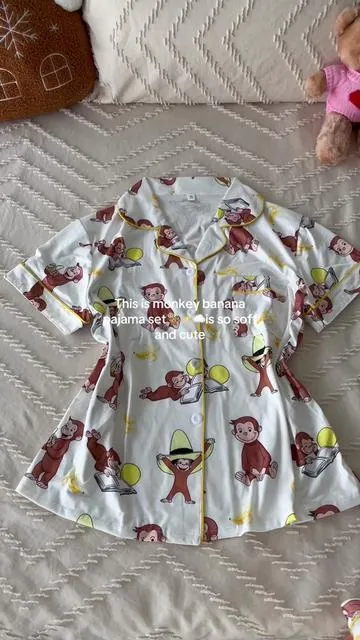 This monkey banana pajama set is so soft and cute🐒🍌✨ #pajamas #twopieceset #monkeypajamas #monkey #tiktokshopholidayhaul 