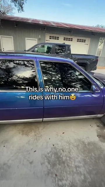 This made his car way better!!!#carplay #carplayscreen #androidauto #carplayadapter #backupcamera 