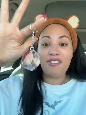 look at my keychain foundation omg 😍🥹 @TIRTIR Inc. #tirtir #maskfitredfoundation #kbeauty #foundationkeychain #tiktokshopjumpstartsale 