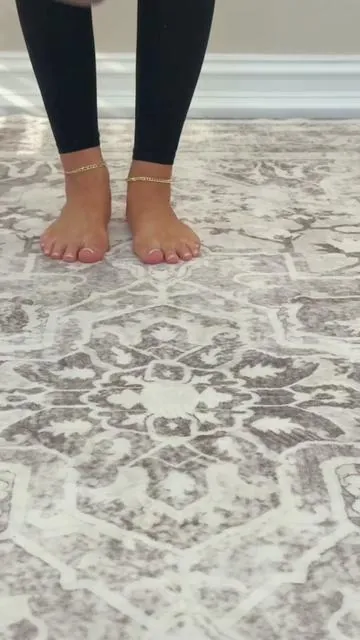 Getaway toe loop sandals in Truffle are back!! If comfort is your thing, dont miss out on these @Crocs #crocssandals #crocsnewarrivals #summersandals #springshoes #crocs 