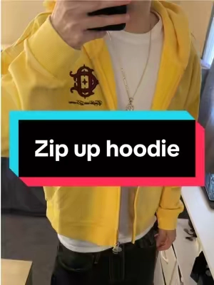 Tuff and heavyweight boxy hoodie zip up #hoodies #zipuphoodie #oversizedhoodie #streetwear #StreetFashion 