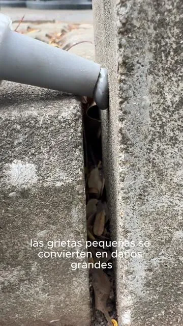 Sella grietas de concreto fácil y rápido con sellador autonivelante #SelladorAutonivelante #GrietasEnConcreto #ReparaciónFácil #HogarDIY #TikTokMadeMeBuyIt 