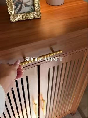 Ok well my brain feels better ✨🤌🏼  #shoecabinet #entrywaytable #aesthetichomefinds #shoestorage 