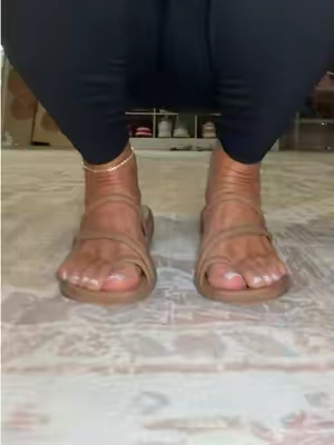Grab them early so you don’t miss out! #crocs #sandals #sandalsforwomen #womensandals #tiktokshopcreatorpicks @Crocs 