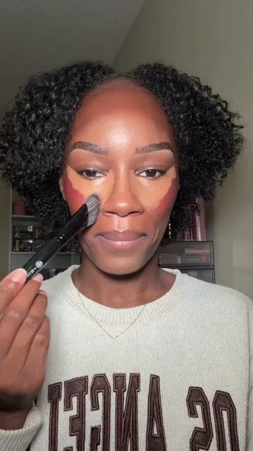 the best brush to blend out your concealer with, hands down! #concealerbrush #makeupbrushes #bkbeauty #nikkilarosebrushes 