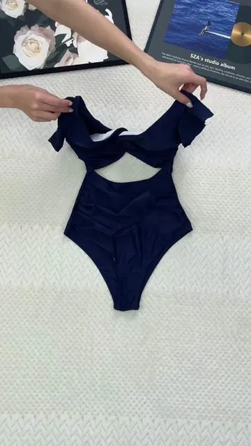 One piece, endless beach vibes 🏖️🌊 #BacklessOnePiece #TwistSwimsuit #CapSleeveSwim#tiktokshopcreatorpicks #tiktokshopjumpstartsale