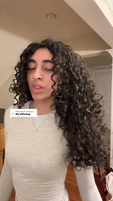 Replying to @bri  My diffusing tutorial for voluminous curls | thick hair friendly |  @Olaplex hair oil #diffusingcurls #curlyhairroutine #voluminoushair #curlyhaircommunity #curlyhairtips 