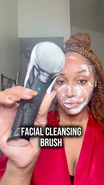 #facialtreatment #skincareroutine #facialbrush #valentinesday2026  #valentinesgiftideas 