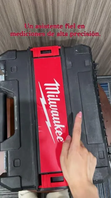 Obtén precisión milimétrica en tus proyectos con este nivel láser de última generación. ¡Haz que cada detalle cuente! #16Lines4DLaser  #GreenBeamLeveling #SelfLeveling360 #milwaukeetools #TikTokShopJumpstartSale
