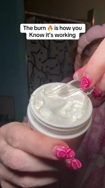 Not just exfoliation, it’s retexturizing. #medicalgradeskincare #chemicalpeel #exfoliation #drmtlgy #antiagingskincare 