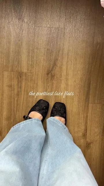 love adding to the flats collection  #flats #shoeinspo #outfitinspo #maryjanes #ballerinashoes 